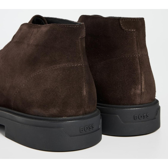 Hugo Boss Men\'s Calev Chukka Boots Seude Brown EU 43 / USA 10